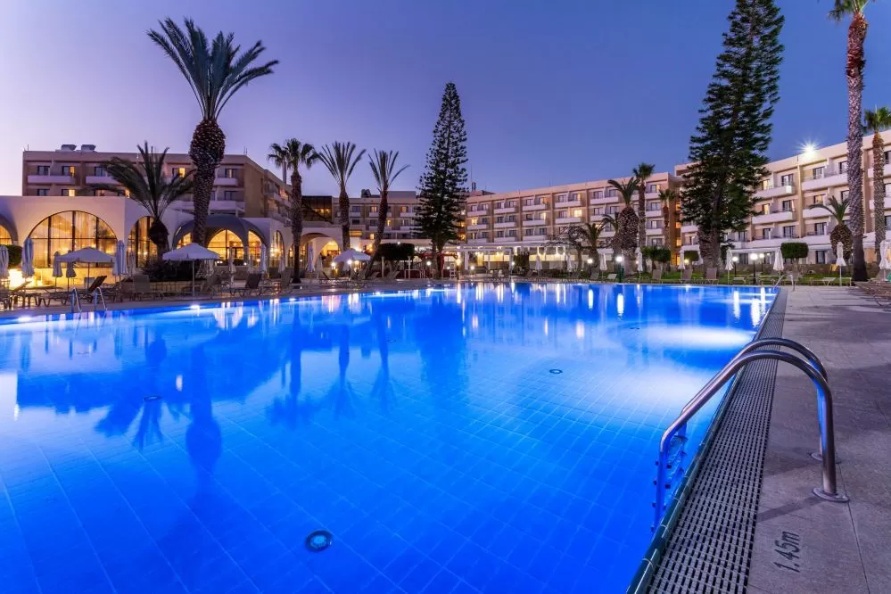 Louis Hotels - Louis Phaethon Beach - Πισίνα