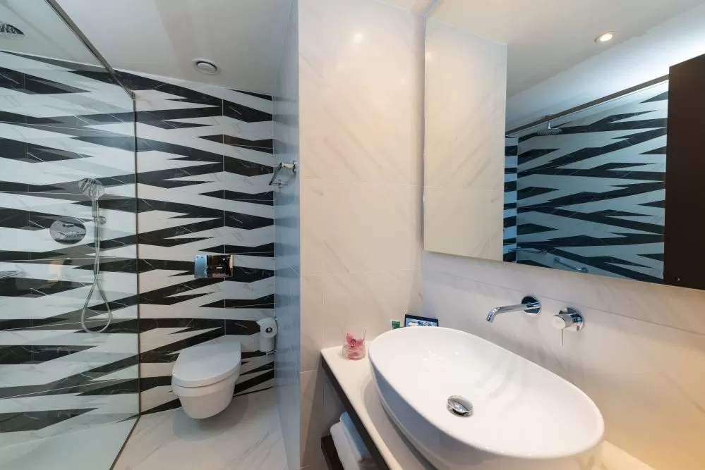 Louis Hotels - Hilton Park Nicosia ***** - Bathroom